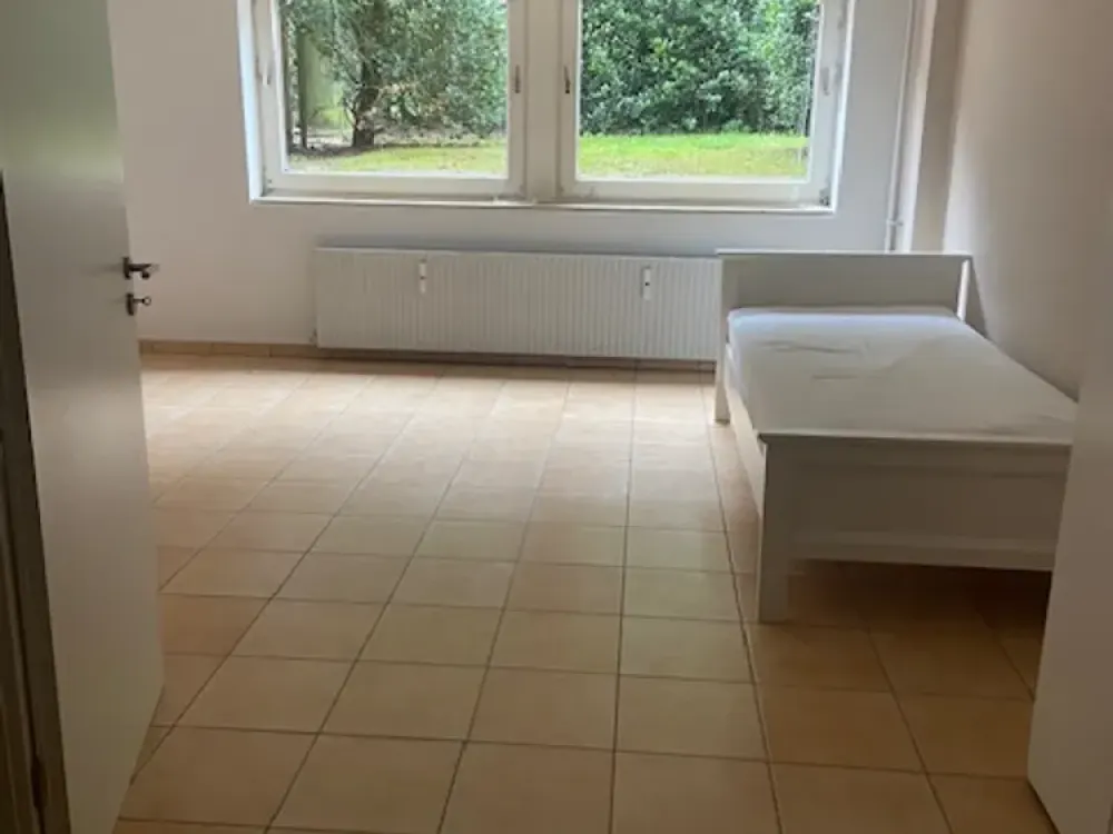 1 Zimmer Apartment in Reinbek, Souterrain, f. Wochenendfahrer, Monteure