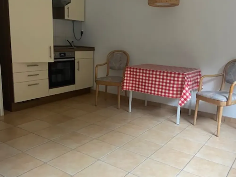 1 Zimmer Apartment in Reinbek, Souterrain, f. Wochenendfahrer, Monteure