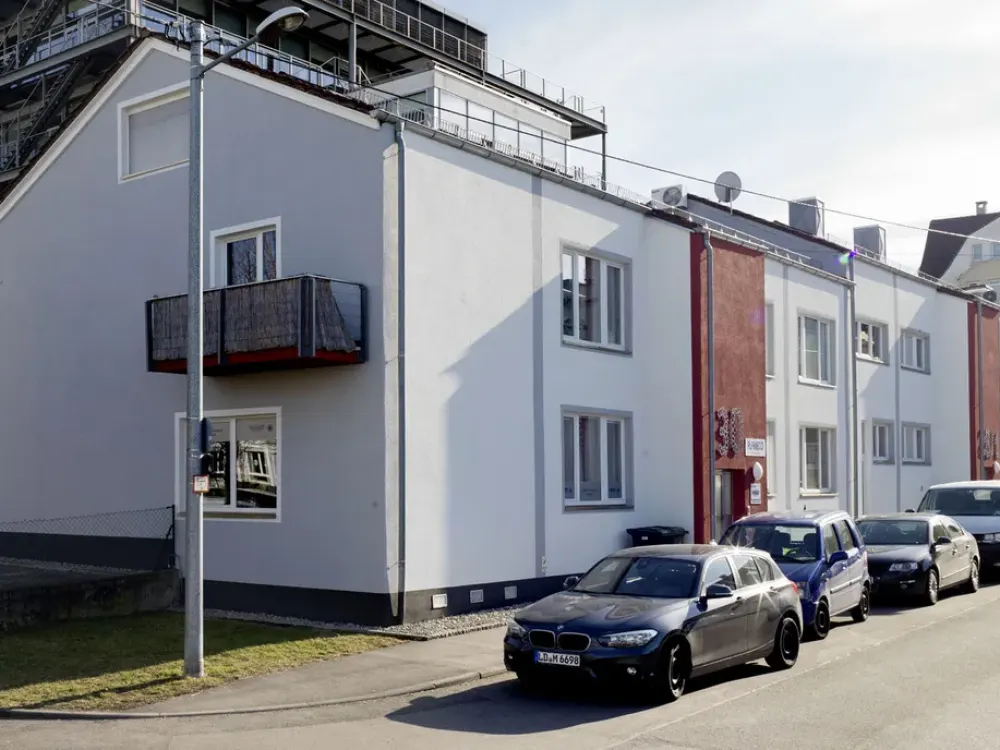 5 1/2 Zimmer Dachgeschosswohnung mit großzügiger Loggia - PROVISIONSFREI - geeignet für WG