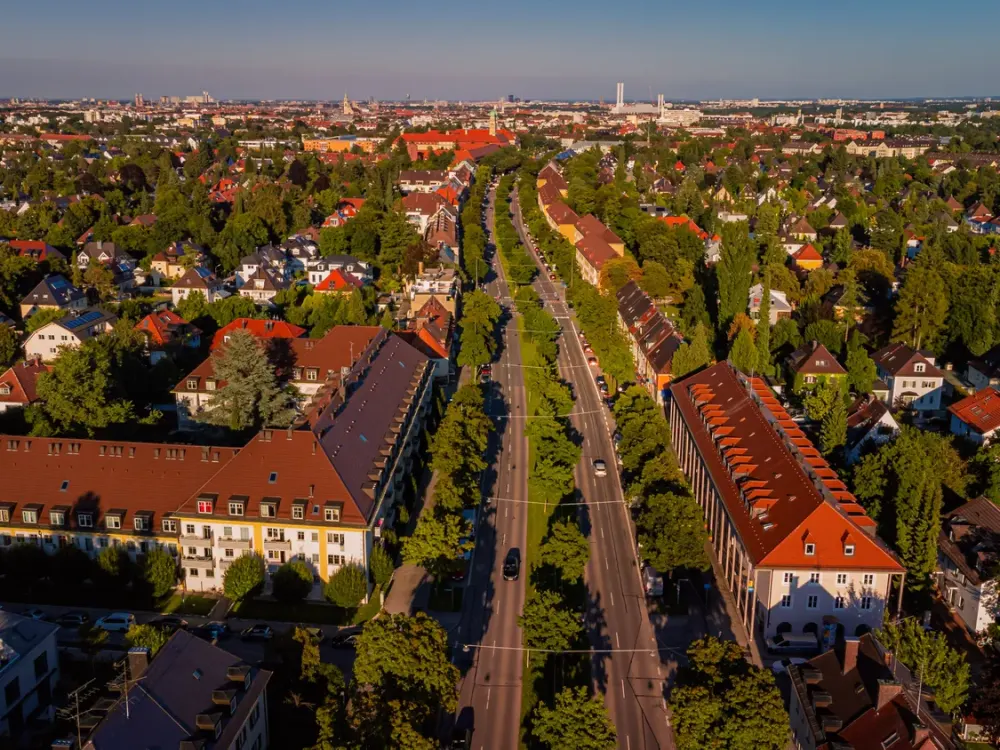 Gemütliche 1-Zimmerwohnung mit Balkon in Sendling-Westpark, saniertes Bad