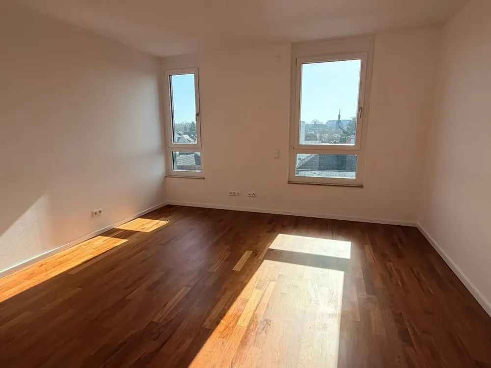 Stylische 4-Zimmer-Wohnung mit hochwertiger Einbauküche im begehrten Fünf-Häuser-Quartier