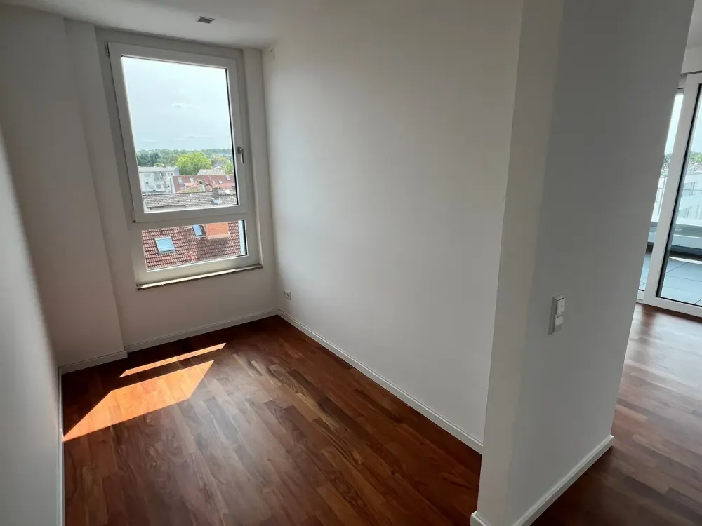 Stylische 4-Zimmer-Wohnung mit hochwertiger Einbauküche im begehrten Fünf-Häuser-Quartier