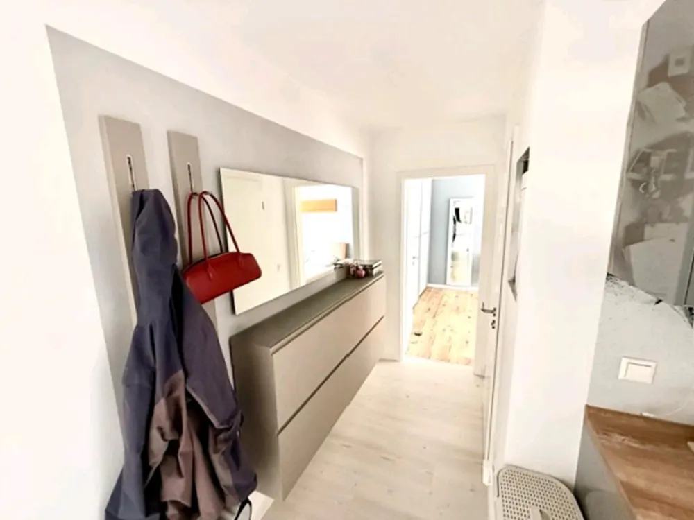2-Zimmer-Wohnung mit Balkon & Einbauküche