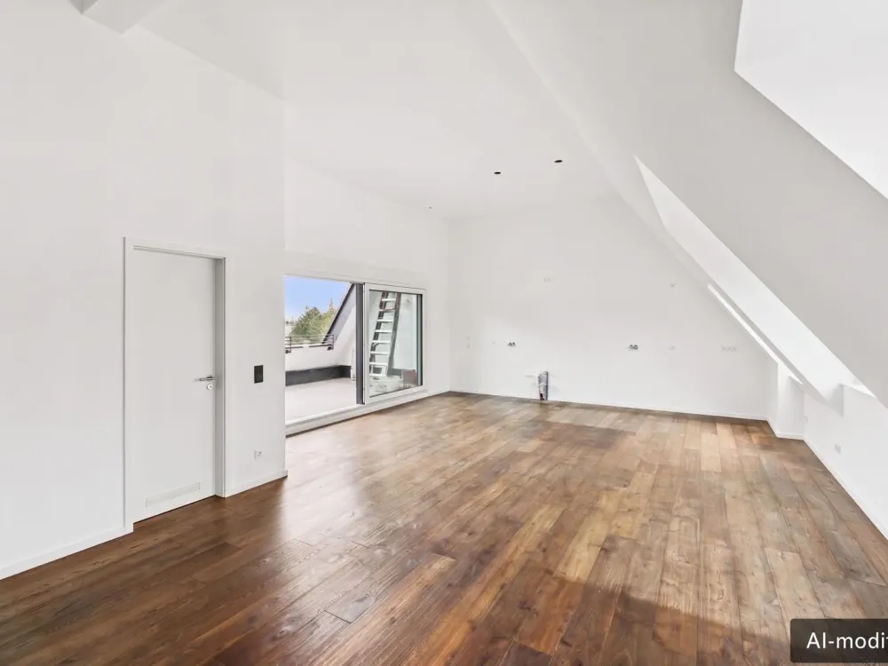Stilvolles Vier-Zimmer-Penthouse mit Dachterrasse und besonderem Wohnkomfort
