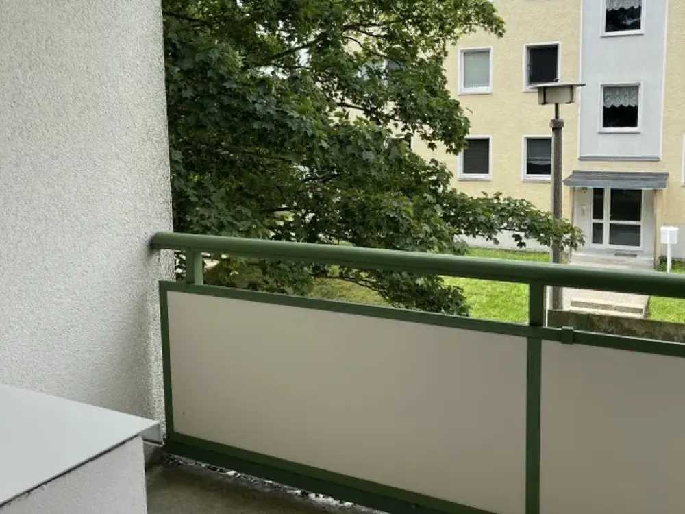 Hübsche Wohnung mit schönem Balkon in grüner und ländlicher Umgebung