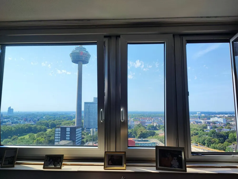 Above the City Roofs, 1-Room Apartment in Köln Ehrenfeld near City Center, Limited from Early November to End of January