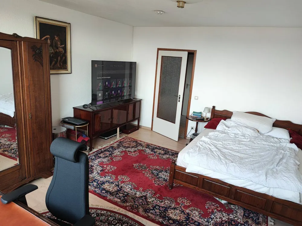 Above the City Roofs, 1-Room Apartment in Köln Ehrenfeld near City Center, Limited from Early November to End of January