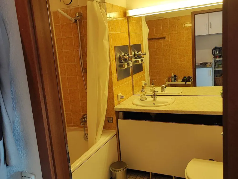 Above the City Roofs, 1-Room Apartment in Köln Ehrenfeld near City Center, Limited from Early November to End of January