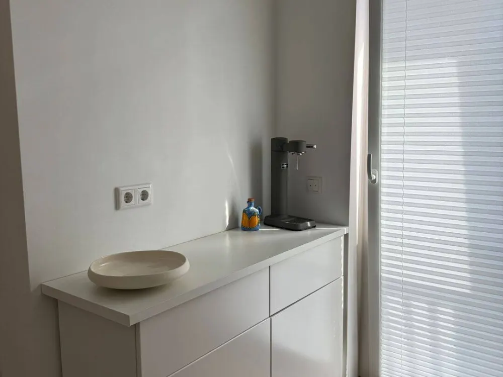Zentrale2-Zimmer Wohnung mit Loggia inkl. Küche
