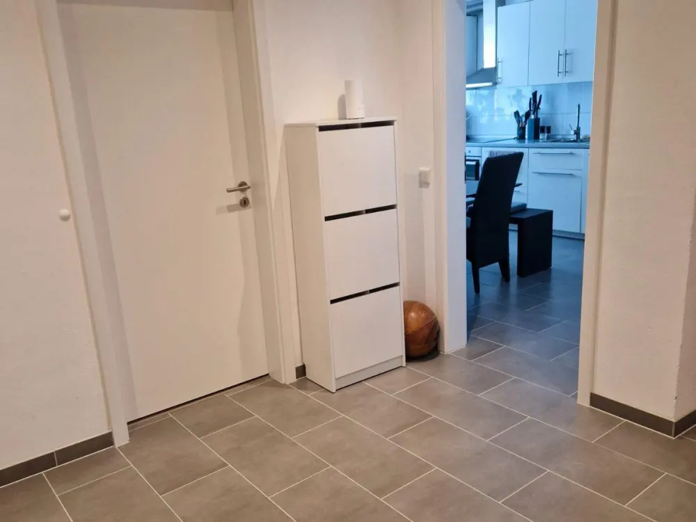 Schöne 3er WG Wohnung 86m² mit Einbauküche in der Leibnizstraße
