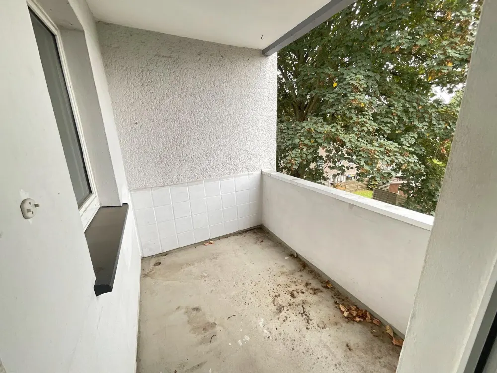 Große 3 Zimmerwohnung mit Balkon
