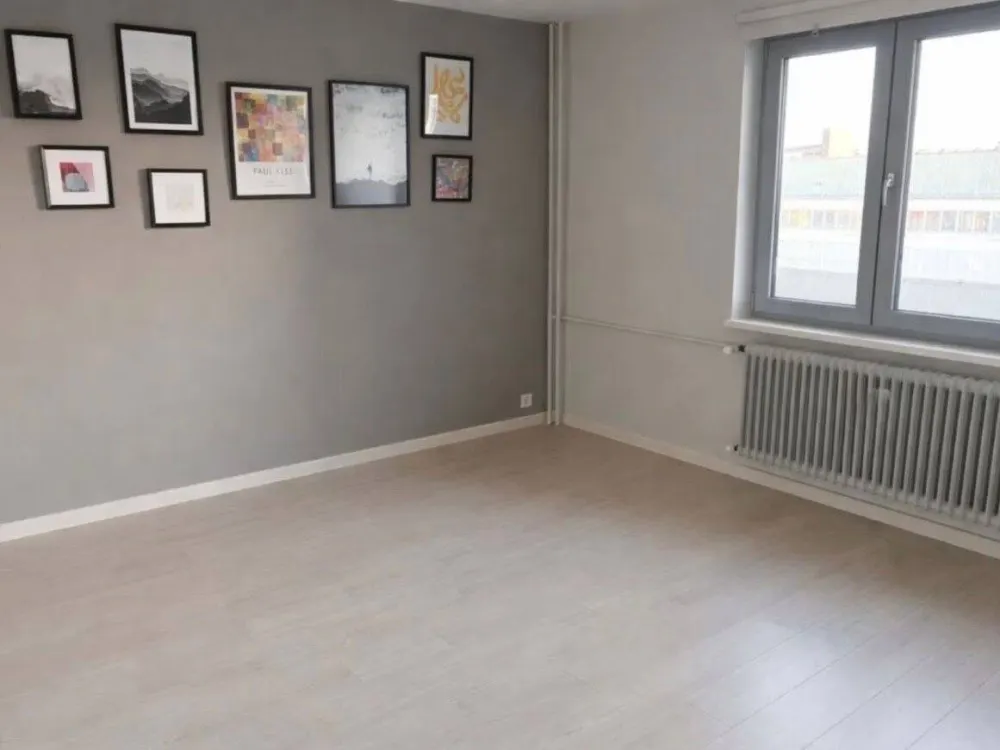 Moderne 3 Zimmer Wohnung mit Ballon in Siemensstadt