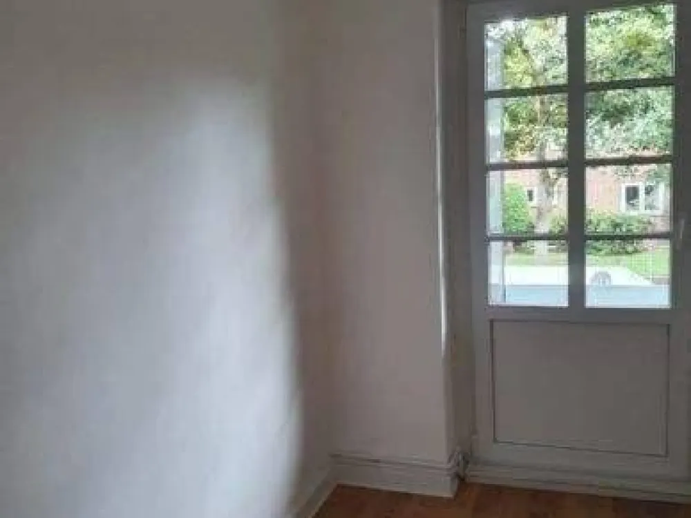 Helle 3-Zimmer-Wohnung in Bergedorf, befristet auf 1 Jahr, zu vermieten