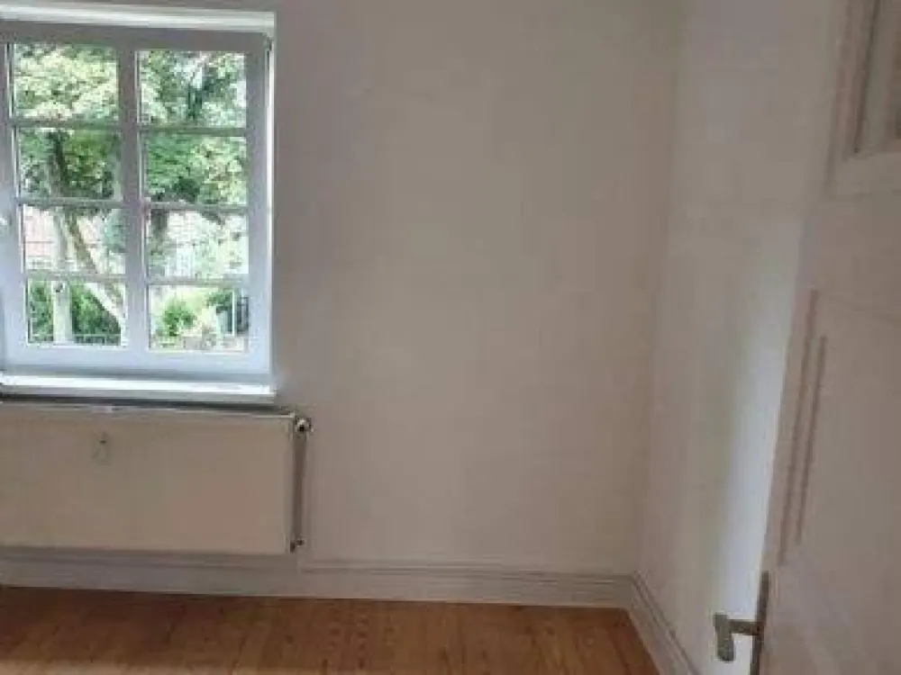 Helle 3-Zimmer-Wohnung in Bergedorf, befristet auf 1 Jahr, zu vermieten
