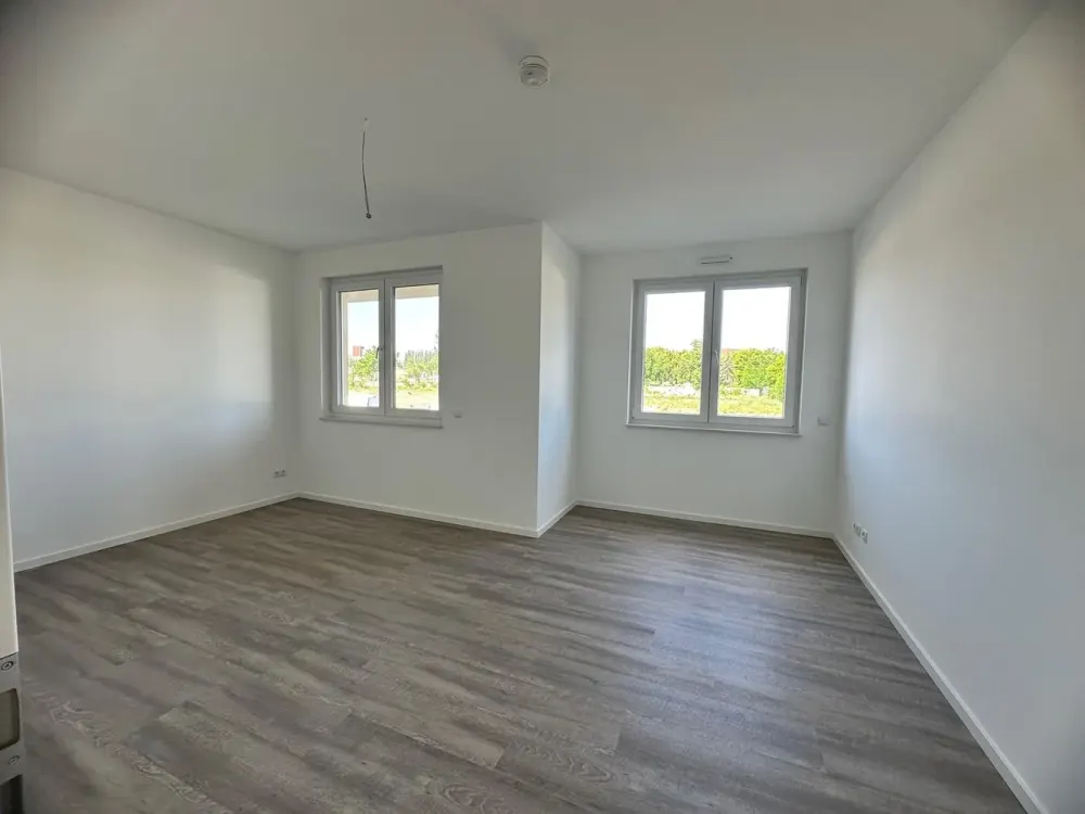 Exklusive, neue 4-Zimmer-Wohnung mit Terrasse in Berlin-Karlshorst