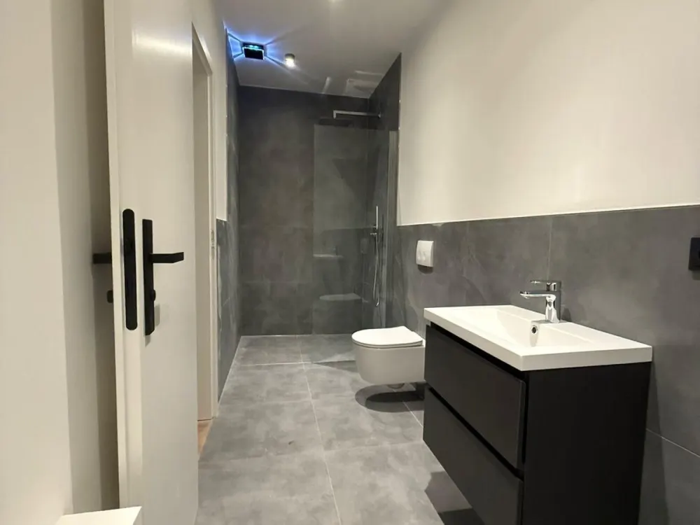 Modern, renoviert Wohnung 2025 mit Fußbodenheizung