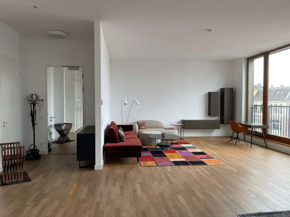 Exklusive Dachgeschosswohnung mit Terrasse in begehrter City-West-Lage