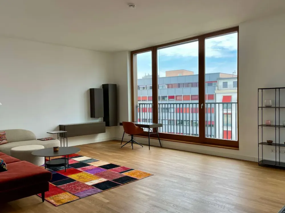Exklusive Dachgeschosswohnung mit Terrasse in begehrter City-West-Lage