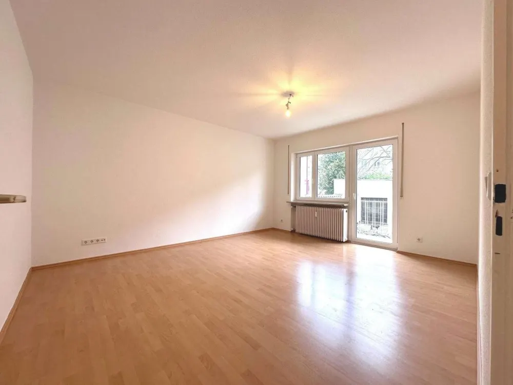 HEGERICH: Ruhige 2-Zimmer-Wohnung in idealer Lage an der Wöhrder Wiese