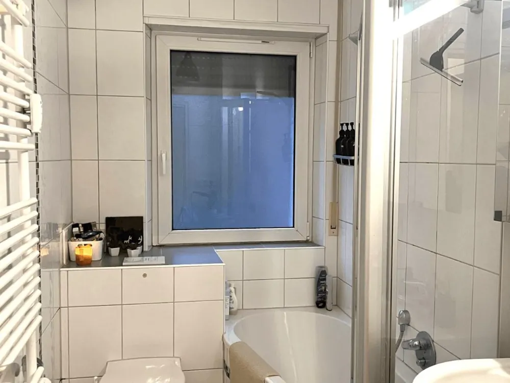 HEGERICH: Ruhige 2-Zimmer-Wohnung in idealer Lage an der Wöhrder Wiese