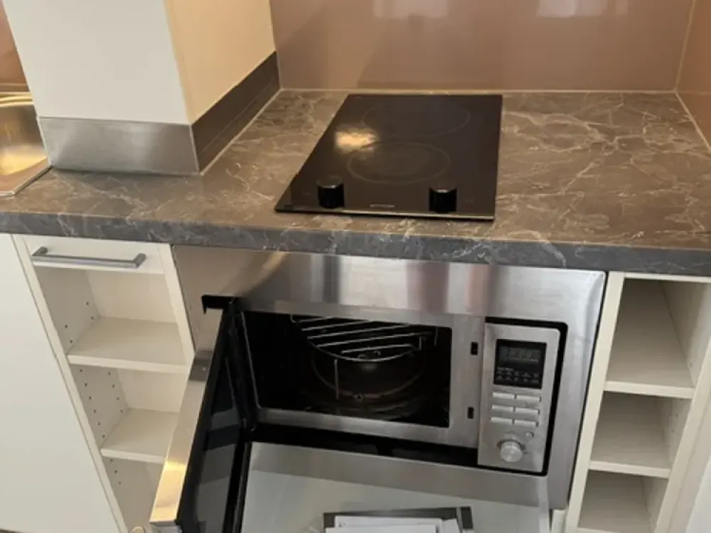 Teilmöbliertes Mini-Appartement für eine Person