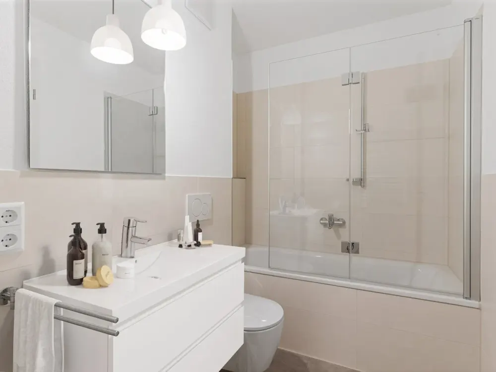 Bright 4-Room Apartment in Modern Residential Building with Balcony in Karlsruhe