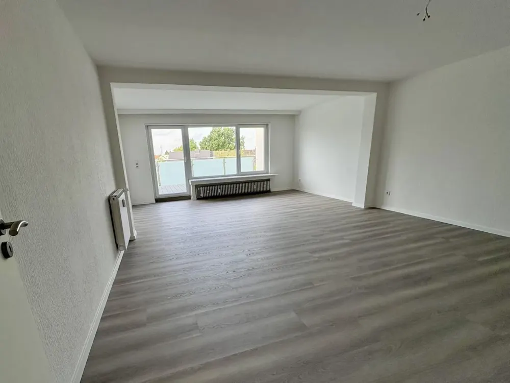 Helle, renovierte 4-Zimmer-Wohnung mit großem Südbalkon in Dortmund-Aplerbeck