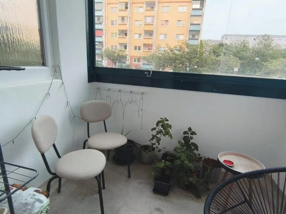 Sublet Mid Feb-Apr 2027 - Private, Furnished Apartment