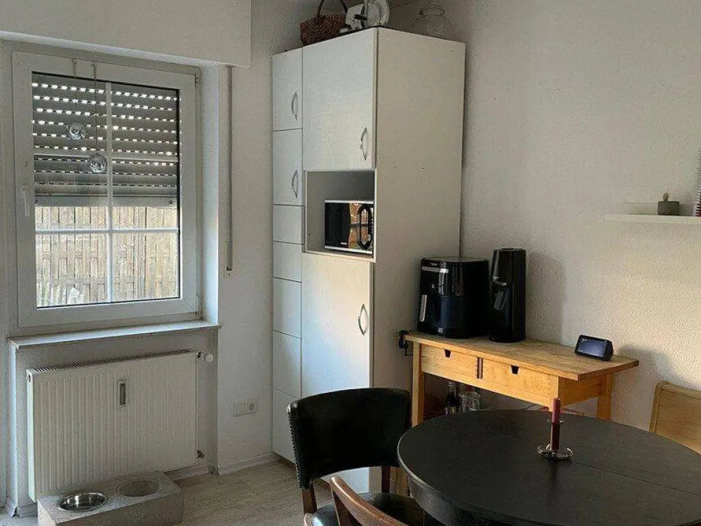 Helle 2-Zimmer-Wohnung mit Terrasse und Garten