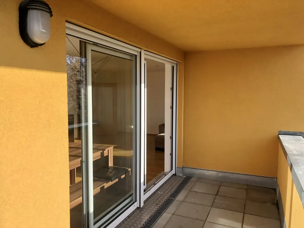 Bright, friendly 2.5-room attic apartment with terrace in upscale residential area Laim