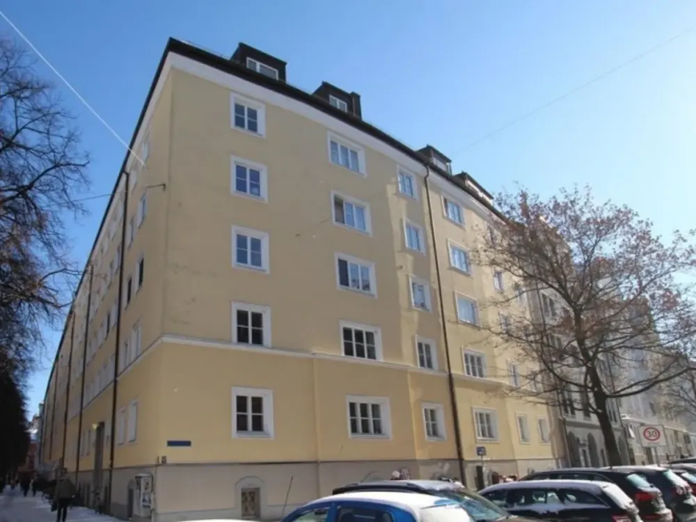 2,5-Zimmer Altbauwohnung in Schwabing
