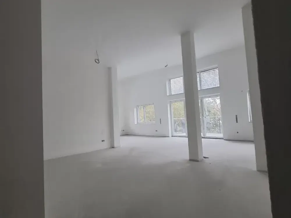 Erstbezug: Großzügige 3-Zimmer-Penthouse-Wohnung mit Balkon und Klimaanlage