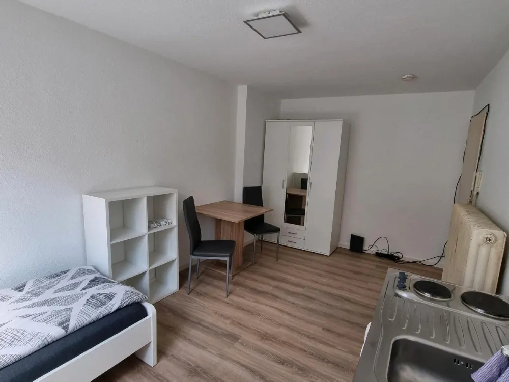 Möbiliertes Zimmer mit Kochgelegenheit - 15m² für €500,00