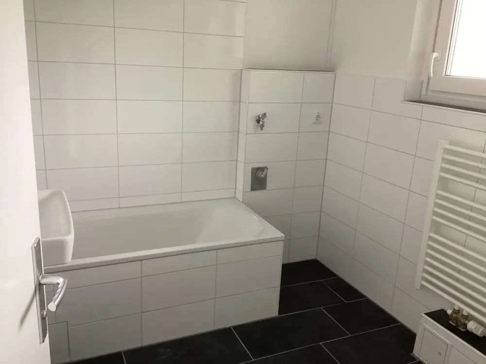Miet mich - individuelle 2-Zimmer-Wohnung mit Balkon