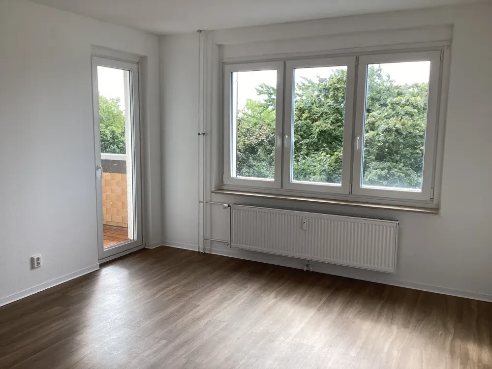Miet mich - individuelle 2-Zimmer-Wohnung mit Balkon