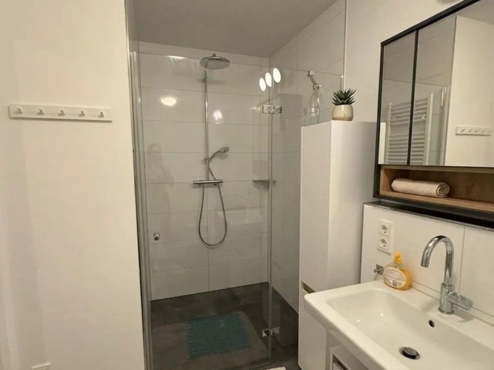 Untermiete (3 Monate): hochwertige Neubauwohnung im Südviertel