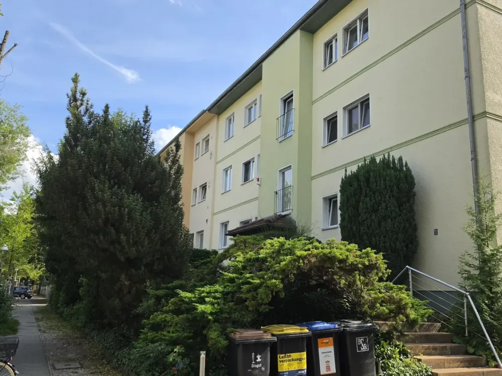 Hochwertig sanierte 3-Zimmer-Wohnung, teilmöbliert, Berlin-Westend, Top-Etage