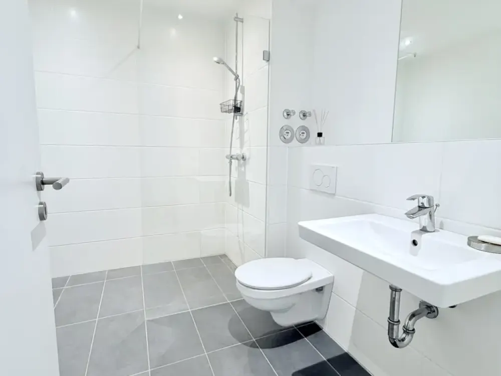 Moderne 1-Zimmer-Wohnung mit Terrasse in Hamburg-Rothenburgsort, Erstvermietung