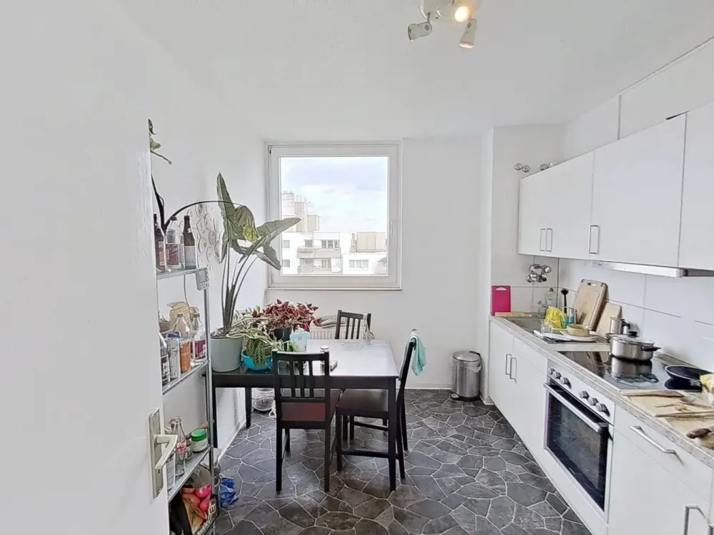 Large Shared Apartment Room with Plenty of Light and Private BALCONY in Münster-Kinderhaus