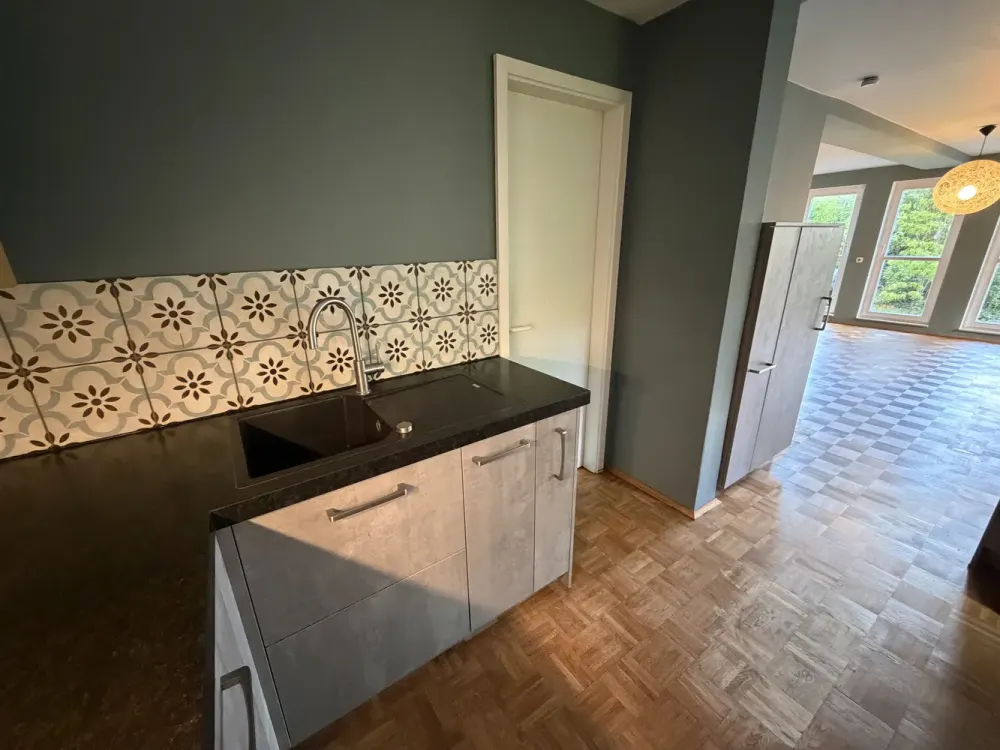 Exklusive 5-Zimmer-Maisonettewohnung mit Designer-Einbauküche, Terrasse & Gartenbereich in Hofheim a