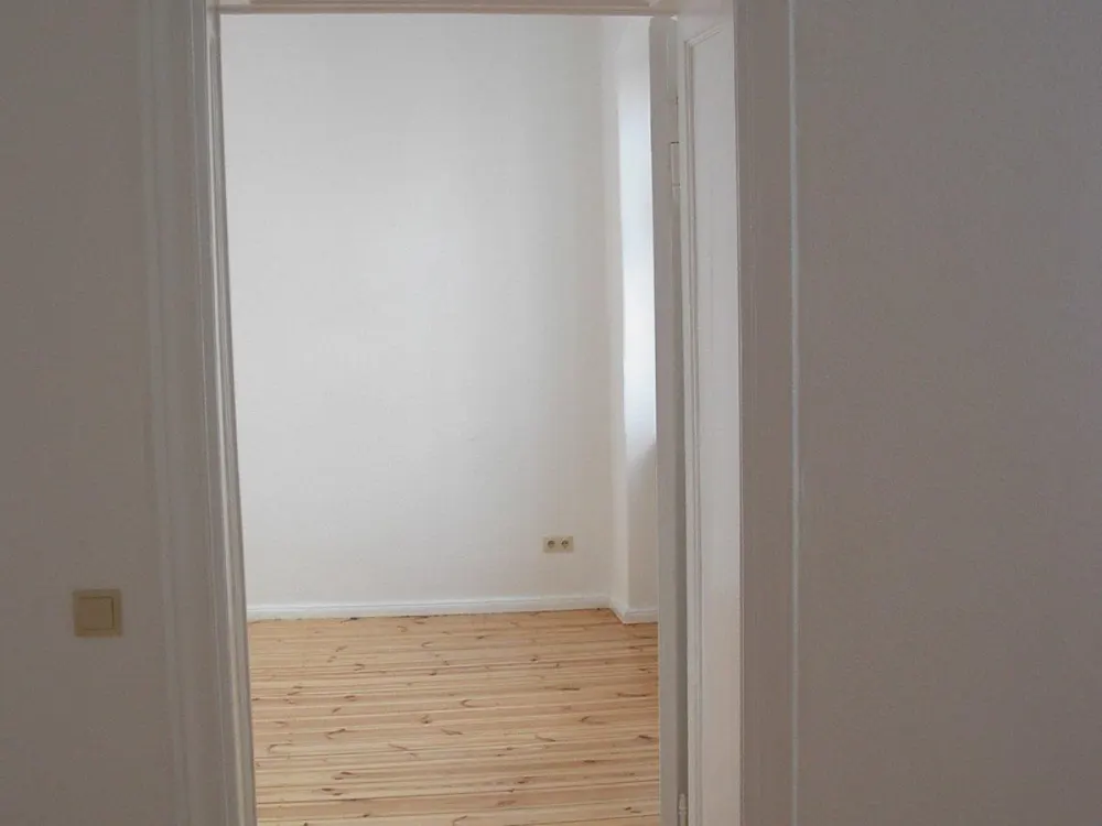 Vermietung 2-Zimmer Altbauwohnung