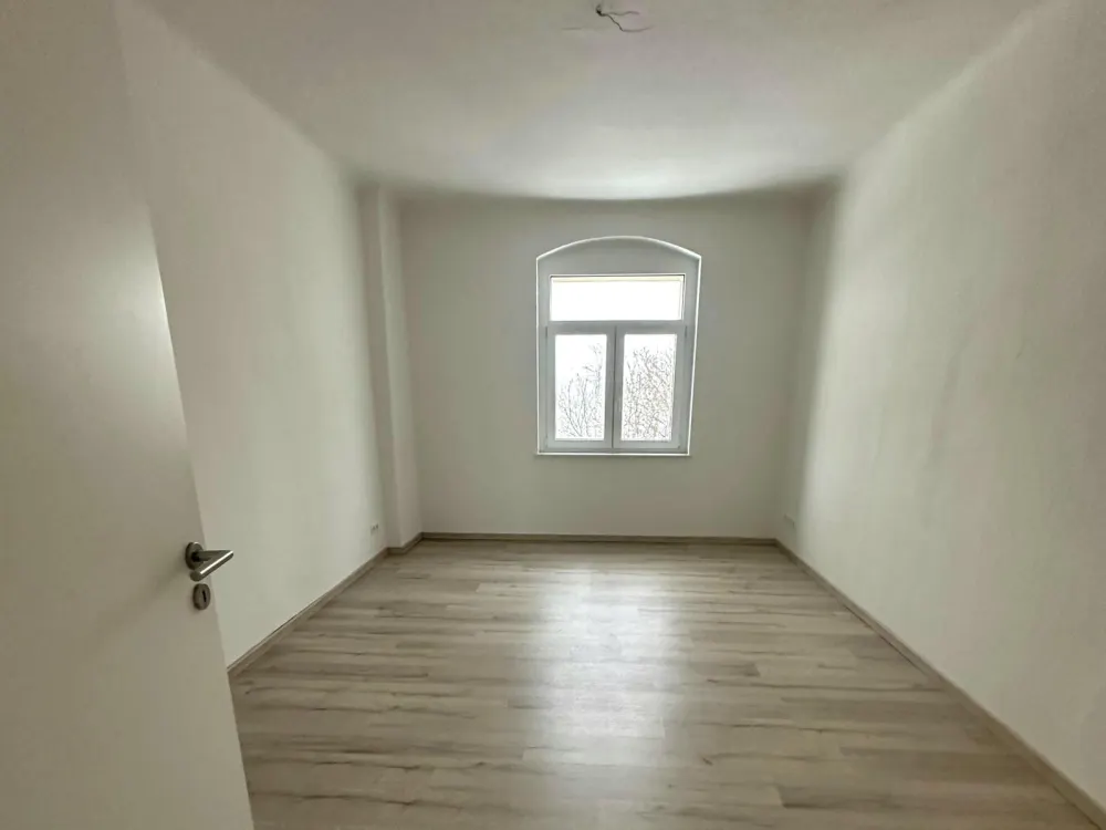 gemütliche 2-Raum-Wohnung im EG zur Miete in Dresden Gorbitz - Wentzel Dr.