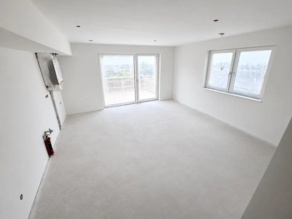 Modern 2.5-Room New-Build Apartment - First Occupancy