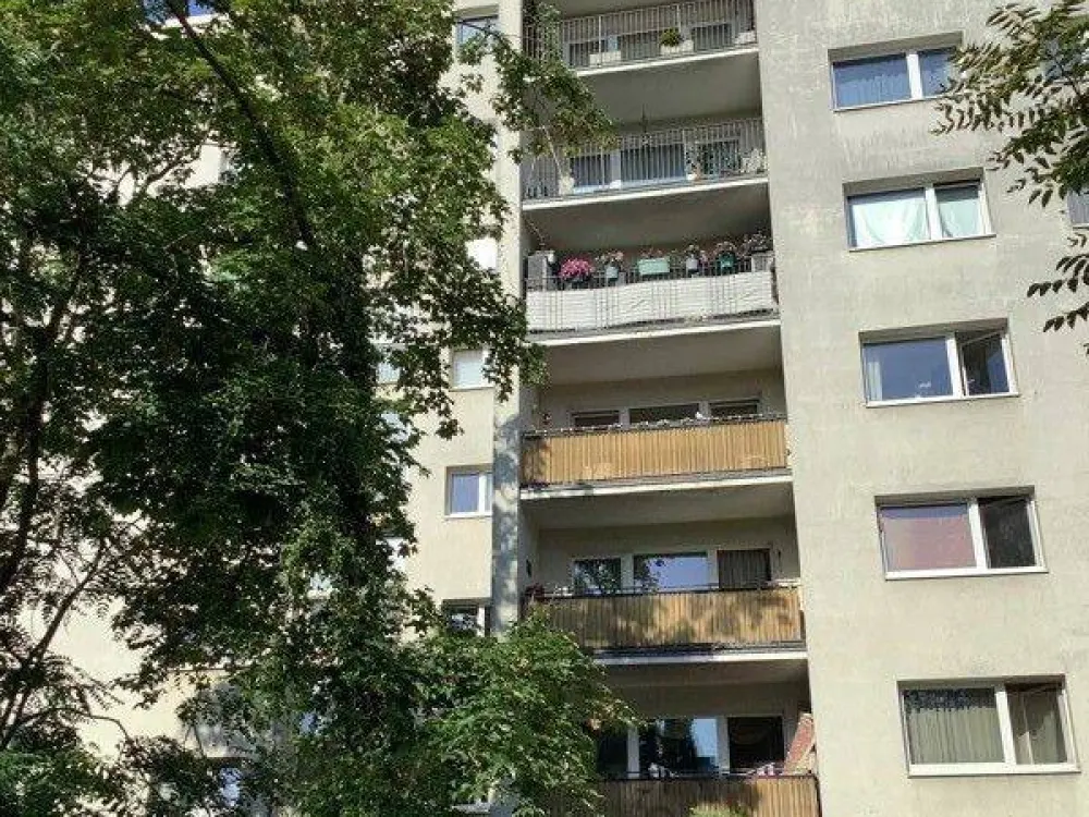 Sanierte 2 Zimmerwohnung mit Balkon