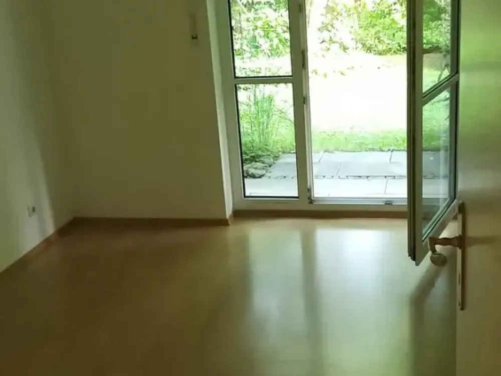 Helle und ruhige Gartenwohnung in München-Waldtrudering