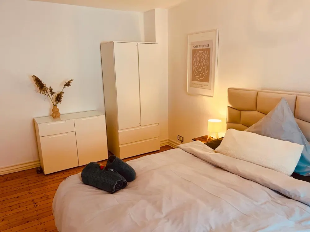 Möblierte 3 Zi-Whg mit Balkon ideal für Expats