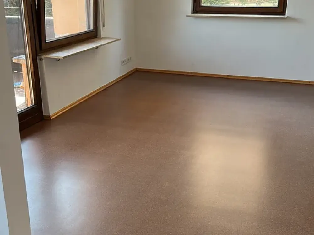 4-Zi.Whg. Blick üb. Stuttgart - exkl. Gartennutzung, EBK