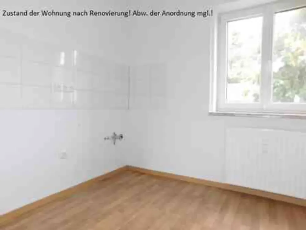 ***Bezugsfertige 3-Raumwohnung im EG mit Laminat und Balkon***