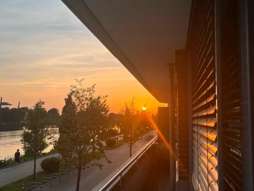 Zwei Zimmer Wohnung - Weser Blick - Süd West Balkon- Überseestadt