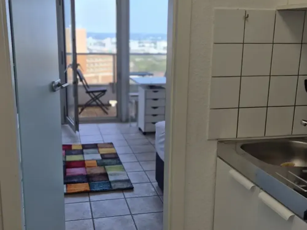 Exklusives möbliertes Appartement in der 31. Etage